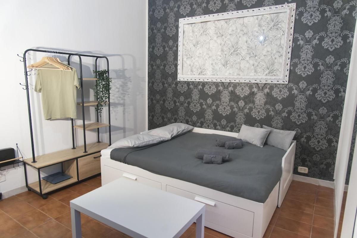 Apartment Station Loft Trastever's Homies *